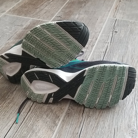 Brooks Launch 4 Running Shoes 6.5 - Picture 6 of 8